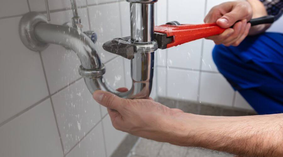 Expert burst pipe repair services in Gordon, TX